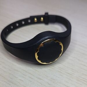 Kate Spade Black and Gold Wearables Smartwatch